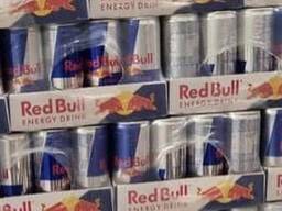 Pirkite dideliais kiekiais Austrijoje „Red Bull Classic“ 250 ml, 500 ml, be cukraus, mažai riebalų