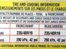Этикетка (лейба, наклейка) с х-ми колес и макс. допустимой догрузкой Tesla model 3 1465392