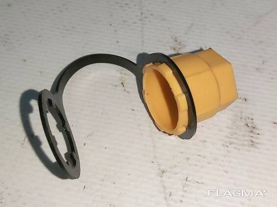 Крышка клапана трубопровода кондиционера R134A желтая Tesla model 3 1502020-00-B