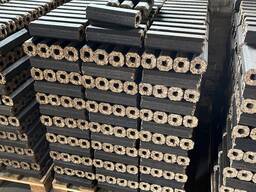 Aštuonkampiai kietmedžio „Pini Kay“ briketai | Ąžuolo ir šermukšnio medienos šildymo rąsta