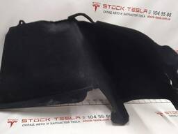 Отделка багажника боковая правая без лампы Tesla model S, model S REST 1045200-00-D