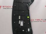 Панель торпеды (черная искуственная кожа) PUR/PUR BLK Tesla model S, model S REST 1060695-
