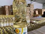 Golden sunflower oil with balanced fatty acids ideal for health focused cooking and nutrit - фото 1