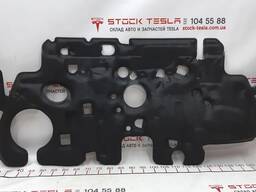 Шумоизолятор переднего мотора Tesla model X 1048236-00-G