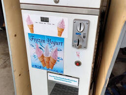 Soft Serve Ice Cream Machine Coin Operated-650Euro