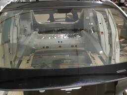 Стекло лобовое (стеклоочиститель с подогревом, без автопилота) с датчиком дождя и света Te