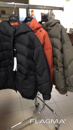 Stock odezda iz Italiji. daris