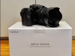 Visiškai naujas Fujifilm GFX50sii fotoaparatas su gf 35-70 komplektiniu objektyvu